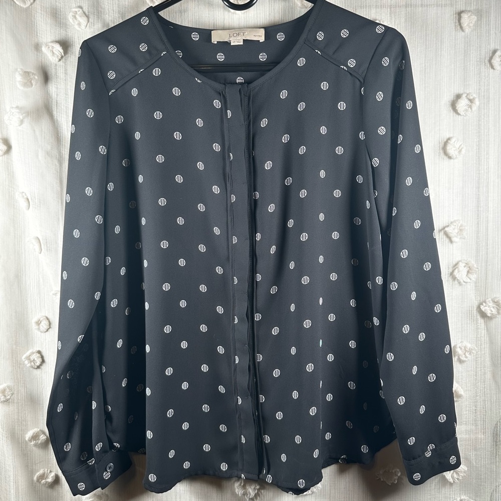 LOFT Women’s Black Polka Dot Blouse Size SP
